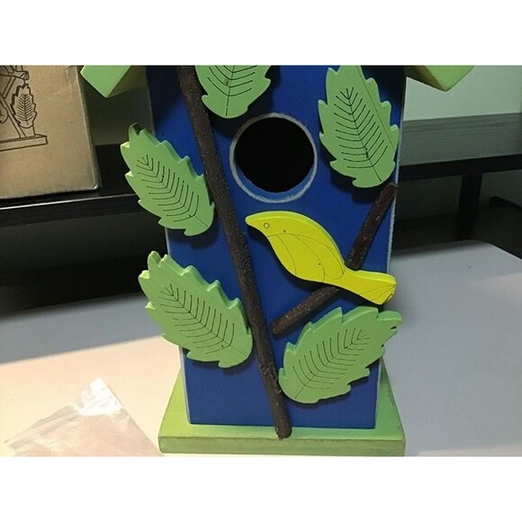 Beautiful Bird House for Outside - Picture 1 of 5